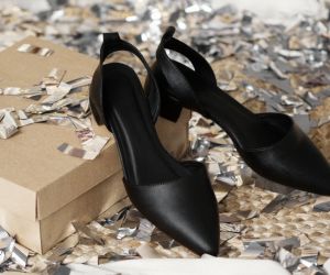 Flat slingbacks: Τα chic παπούτσια που θα φορέσω για να είμαι άνετη στο ρεβεγιόν