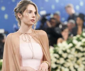10 Strange Things για τη Maya Hawke που έχει γενέθλια στις  8 Ιουλίου