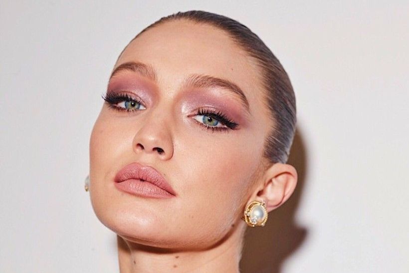 5 έξυπνα make up tips για να δείχνεις 10 χρόνια νεότερη