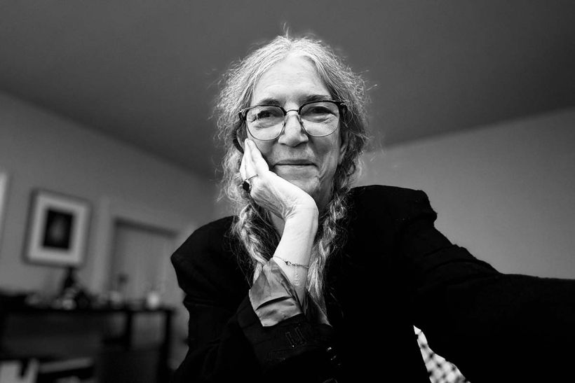 H Patti Smith έρχεται τον Μάιο στον Λυκαβηττό