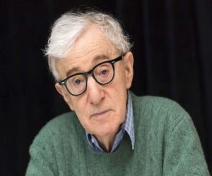 Woody Allen: «Δεν θέλω να επιτύχω την αθανασία μέσω της δουλειάς μου. Θέλω να το πετύχω χωρίς να πεθάνω»