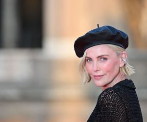 Charlize Theron: Αποκαλύπτοντας τα μυστικά ομορφιάς της