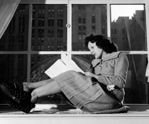 Édith Piaf: «Θέλω να κάνω τους ανθρώπους να κλαίνε ακόμα κι όταν δεν καταλαβαίνουν τα λόγια μου»