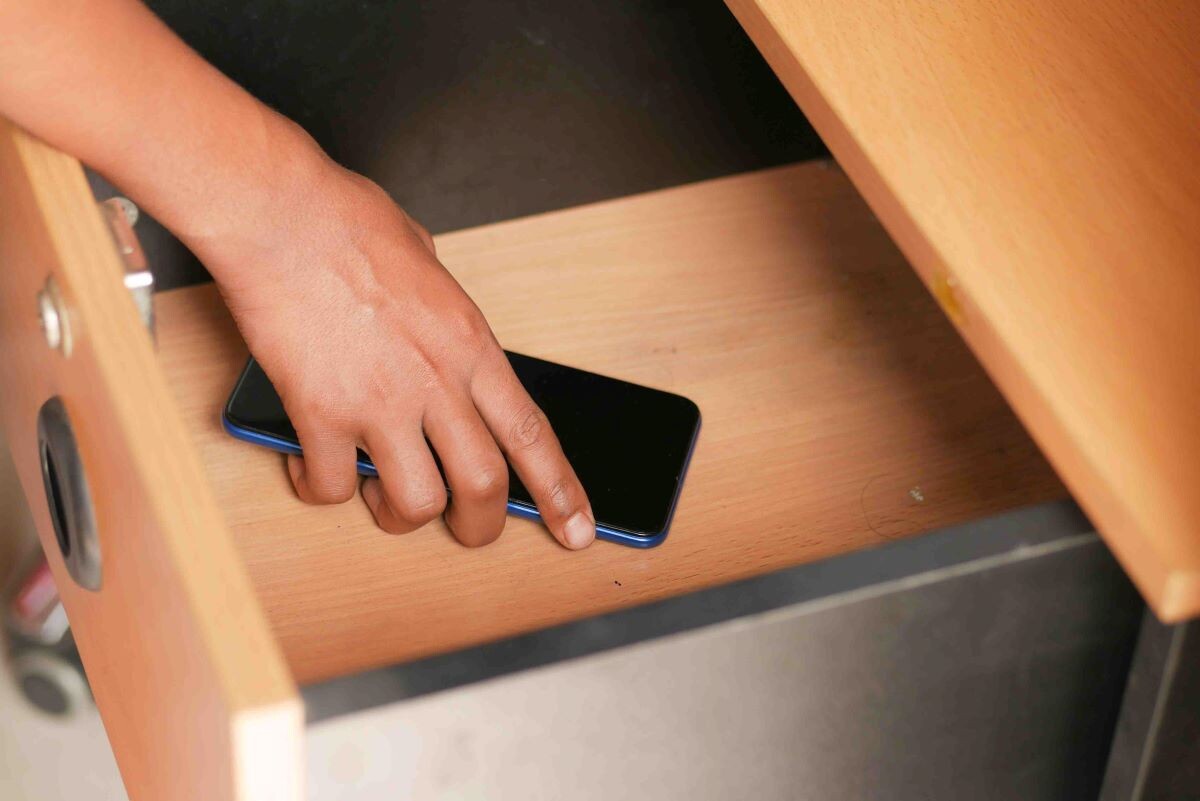 Digital self-care: Πώς έμαθα να χρησιμοποιώ την τεχνολογία, χωρίς να με εξαντλεί.