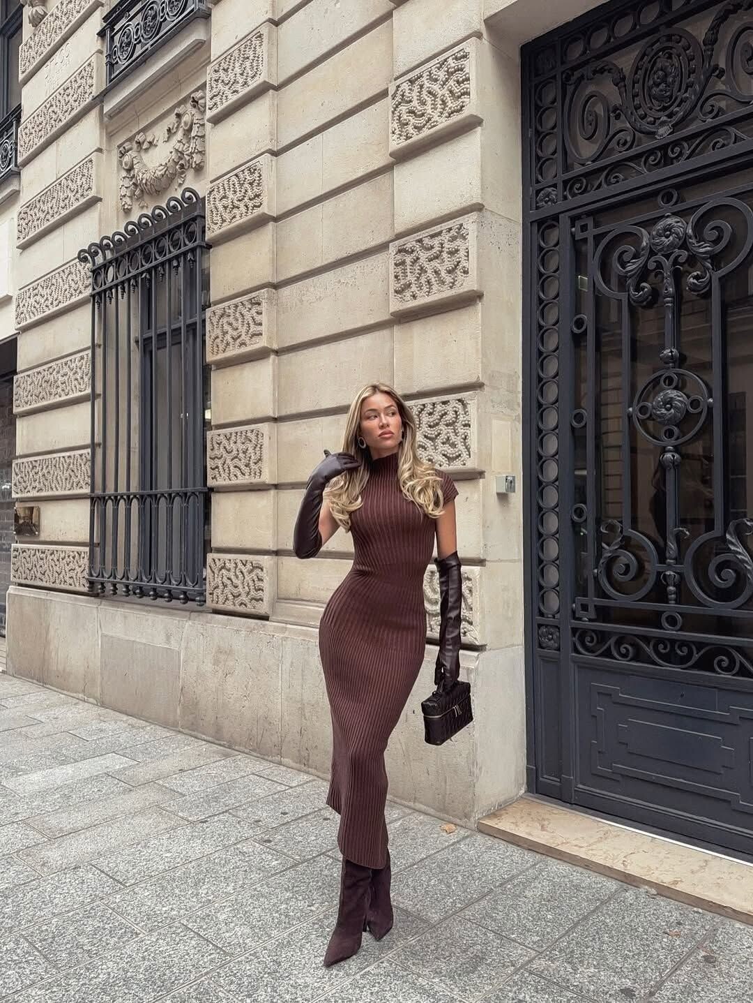 Slouchy Boots: οι μπότες που κάνουν το φθινόπωρο να μοιάζει πιο εύκολο απ’ όσο νιώθεις