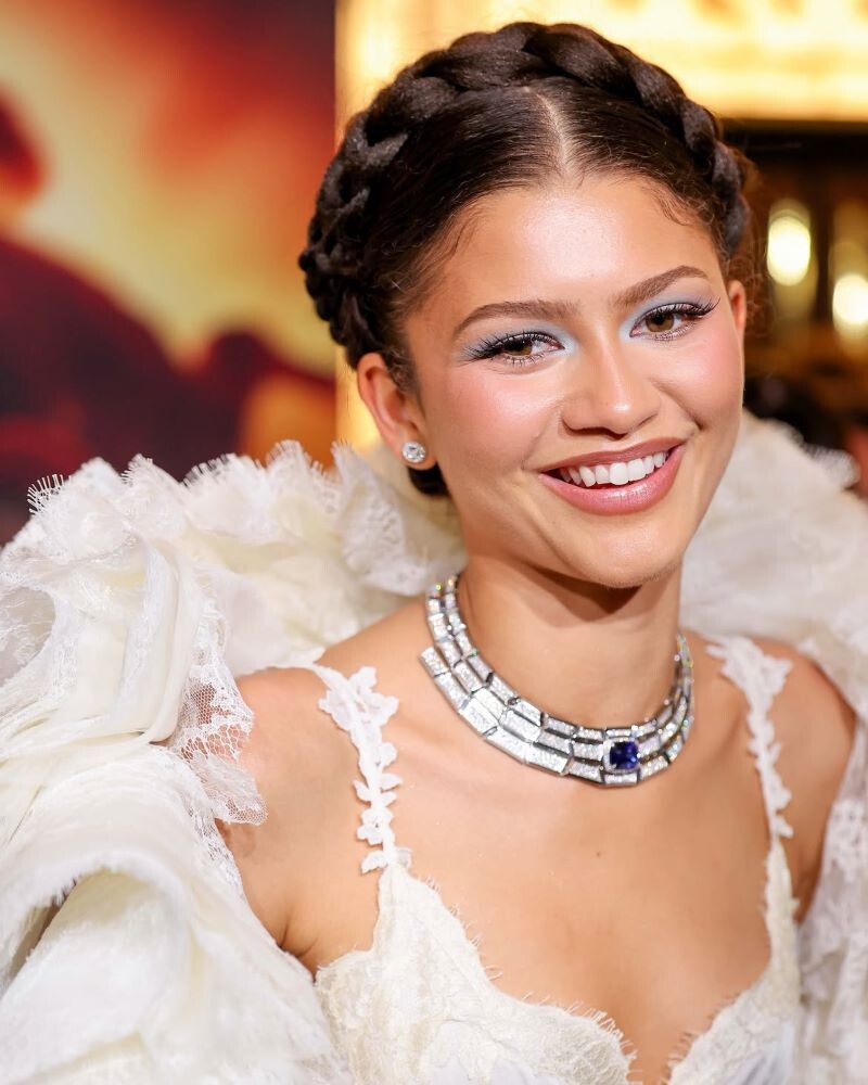 ZENDAYA + JLO ICY BLUE TREND