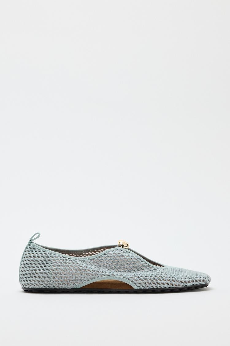 barefoot shoes