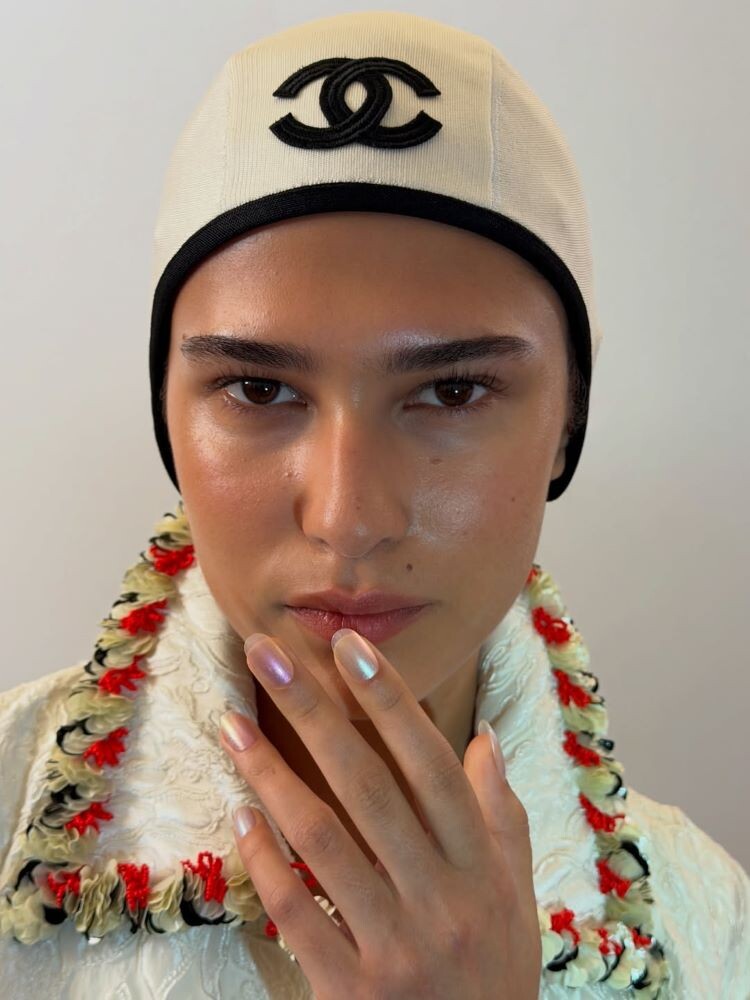 mermaid mani chanel cruise 26