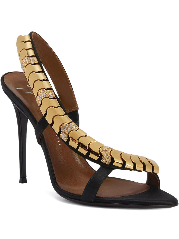 what ot wear to a summer wedding