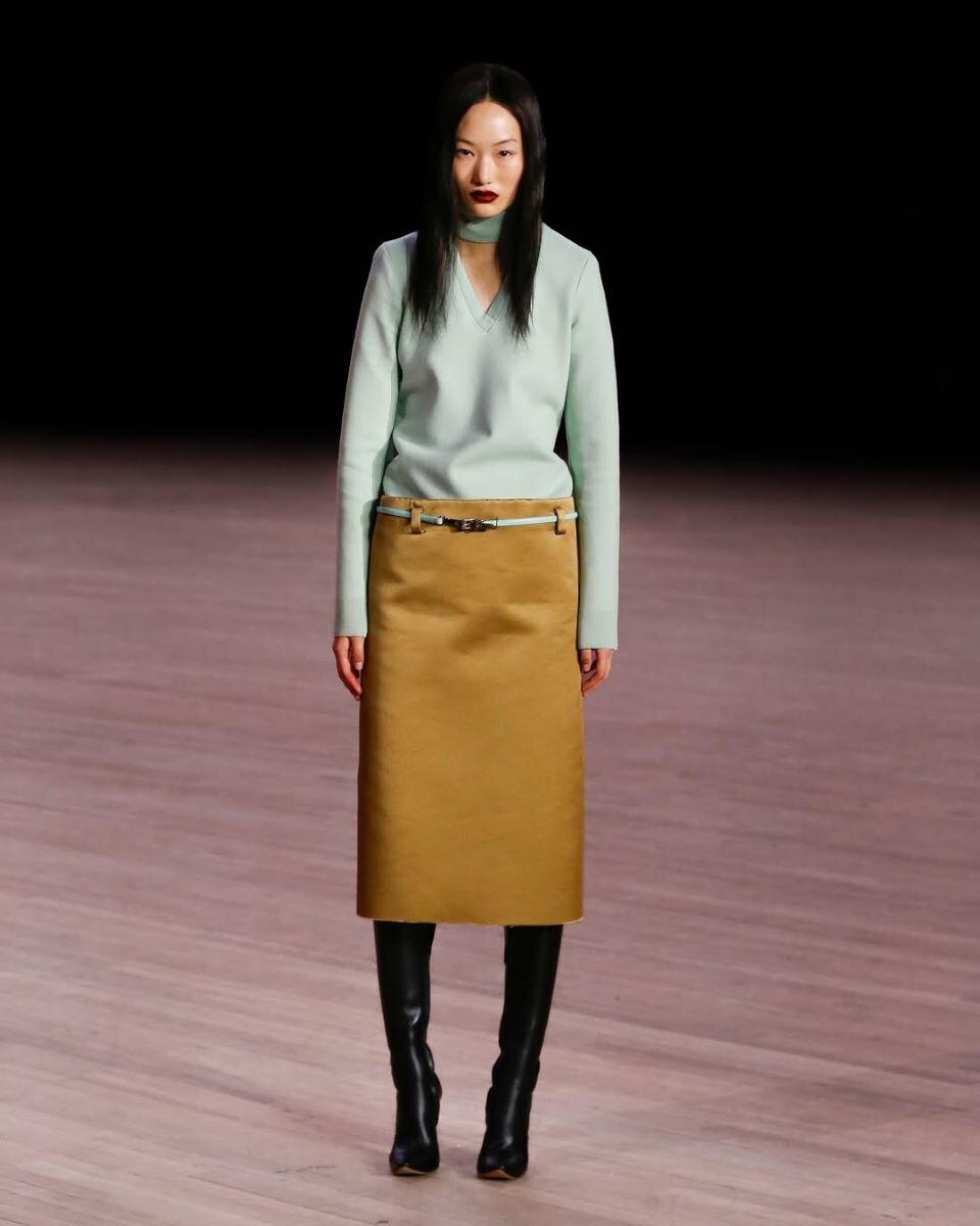 pencil skirt