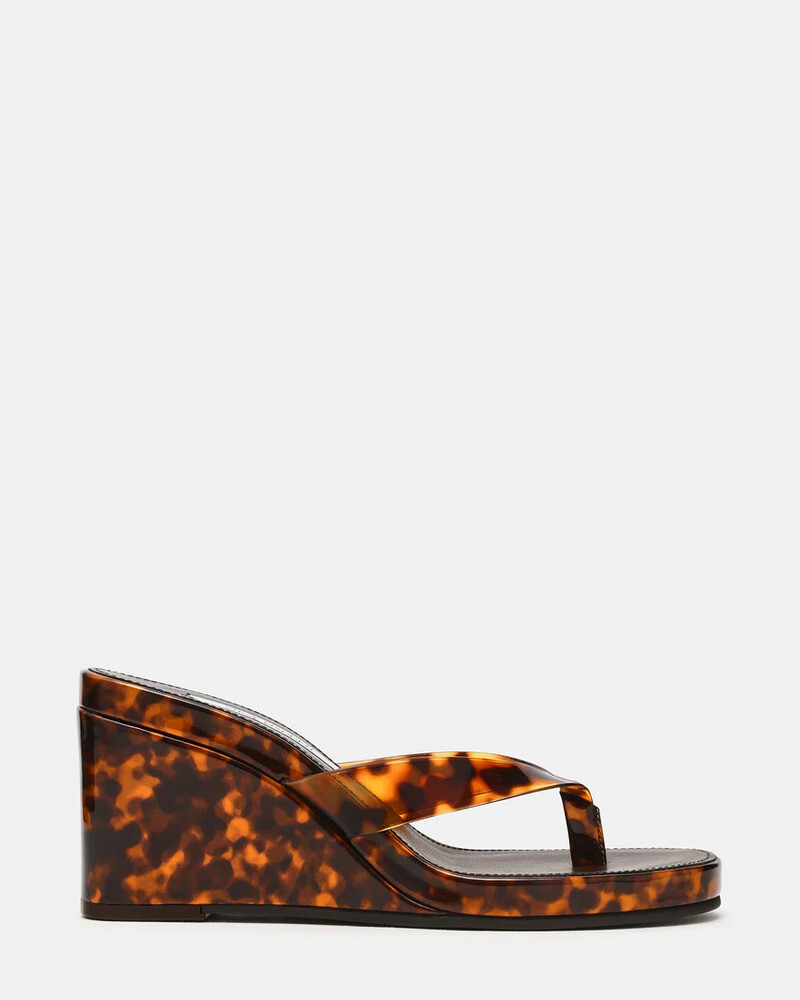 shopping sandals