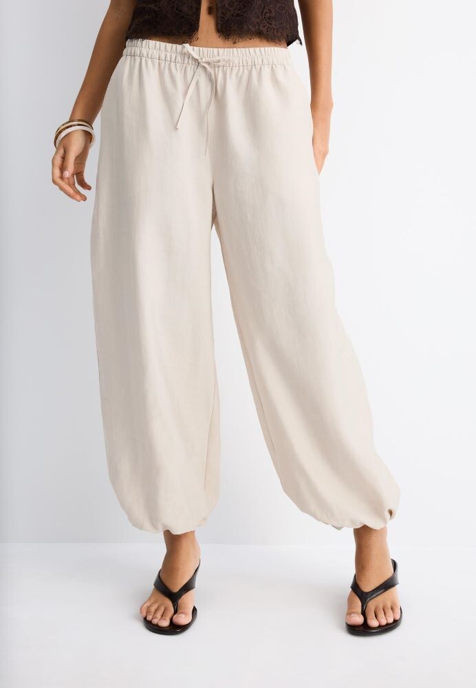 balloon pants under 30