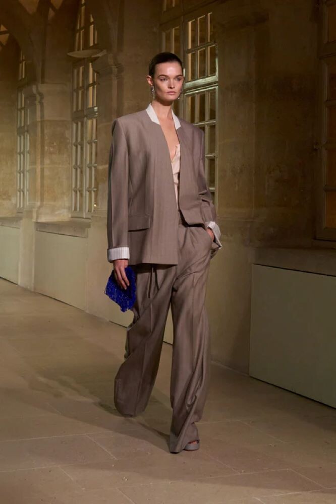 wedding guest outfit summer