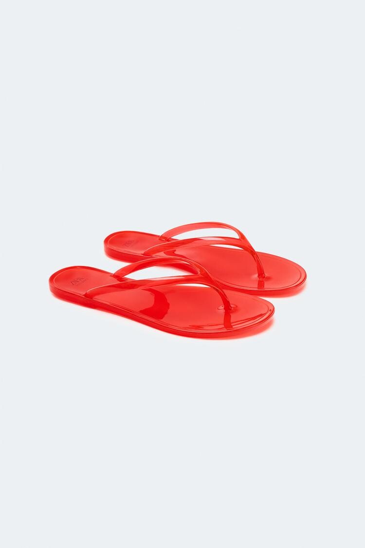 shopping sandals