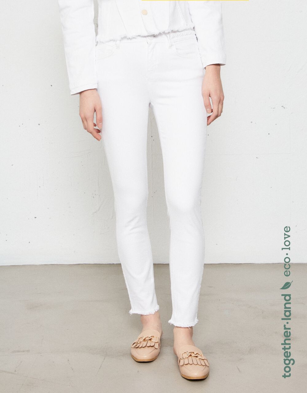 bsbswhitejeans