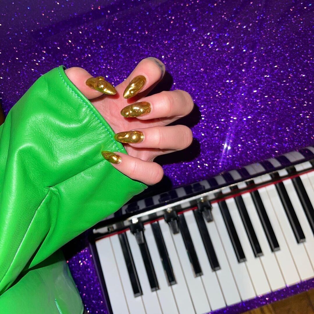 duagoldennailsnew