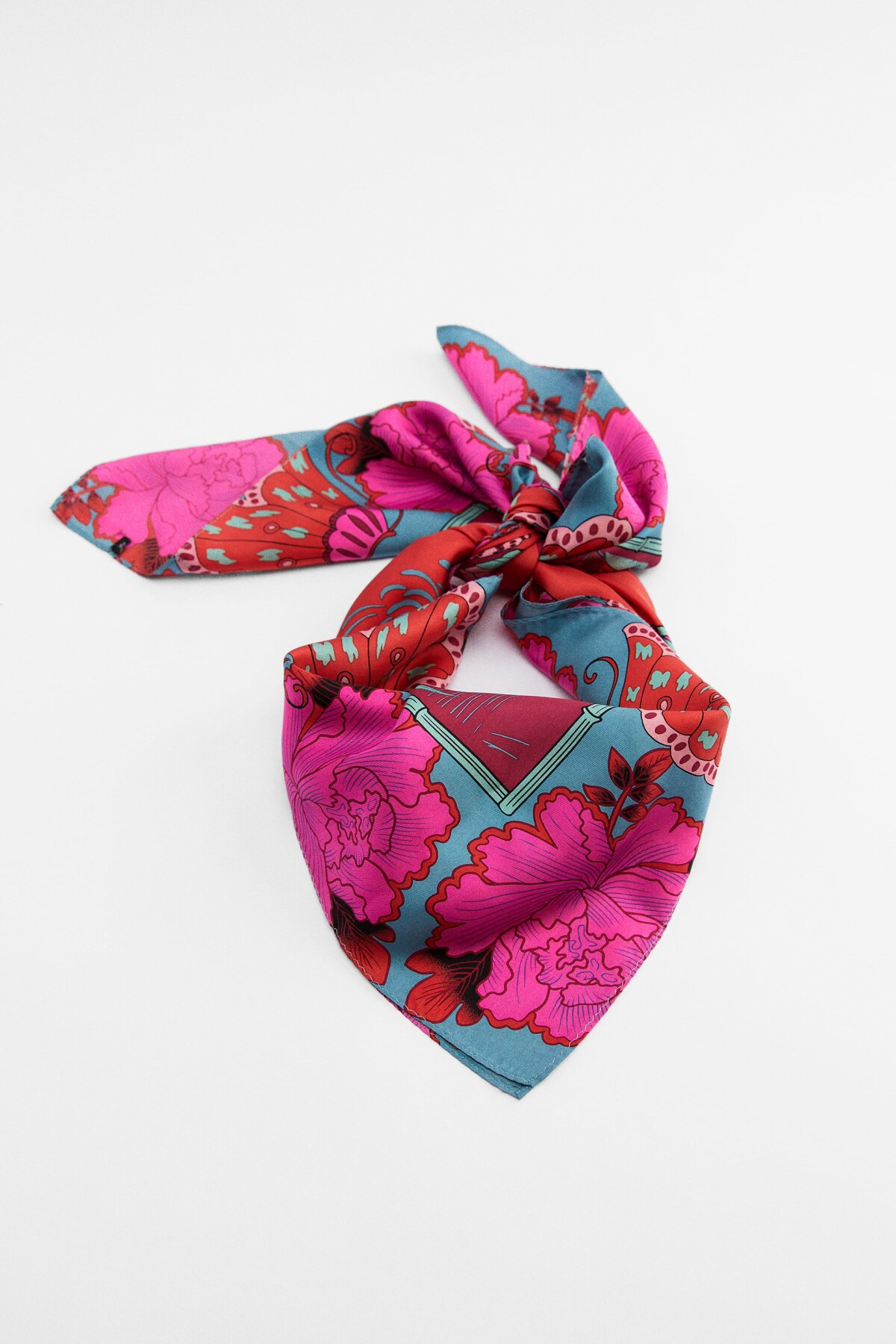 scarvezaragiortigynaikas