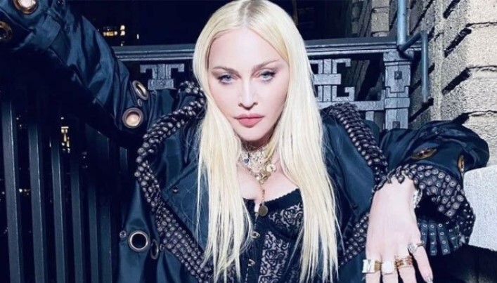 aaaa_madonna