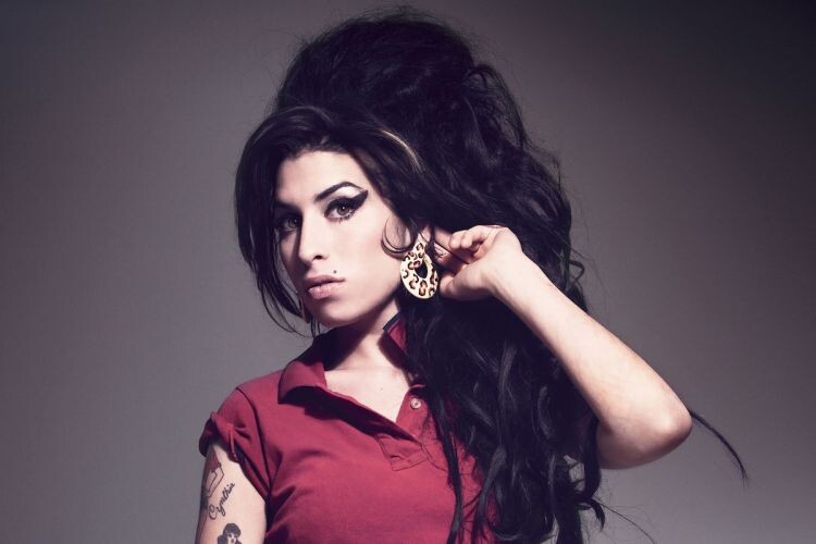 amy0