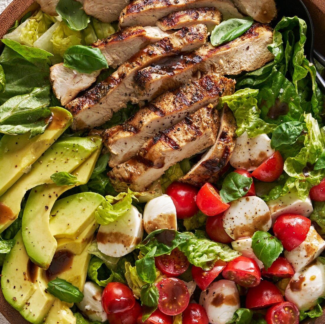 chicken-avocado-caprese-salad-
