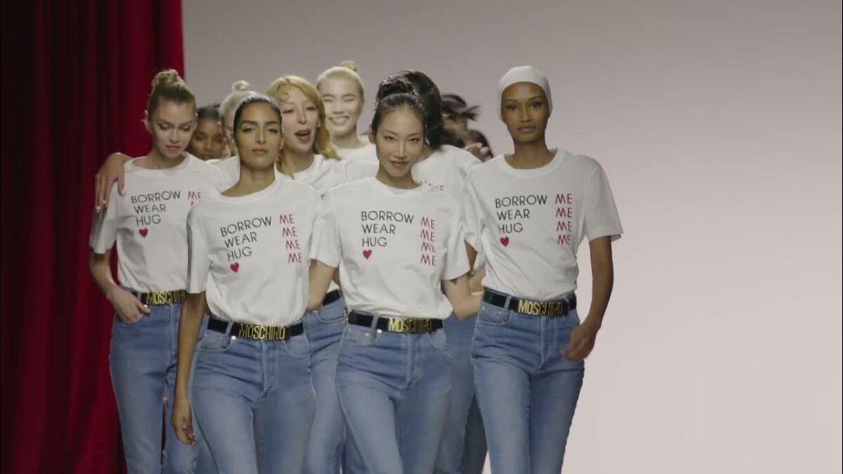 moschino-a