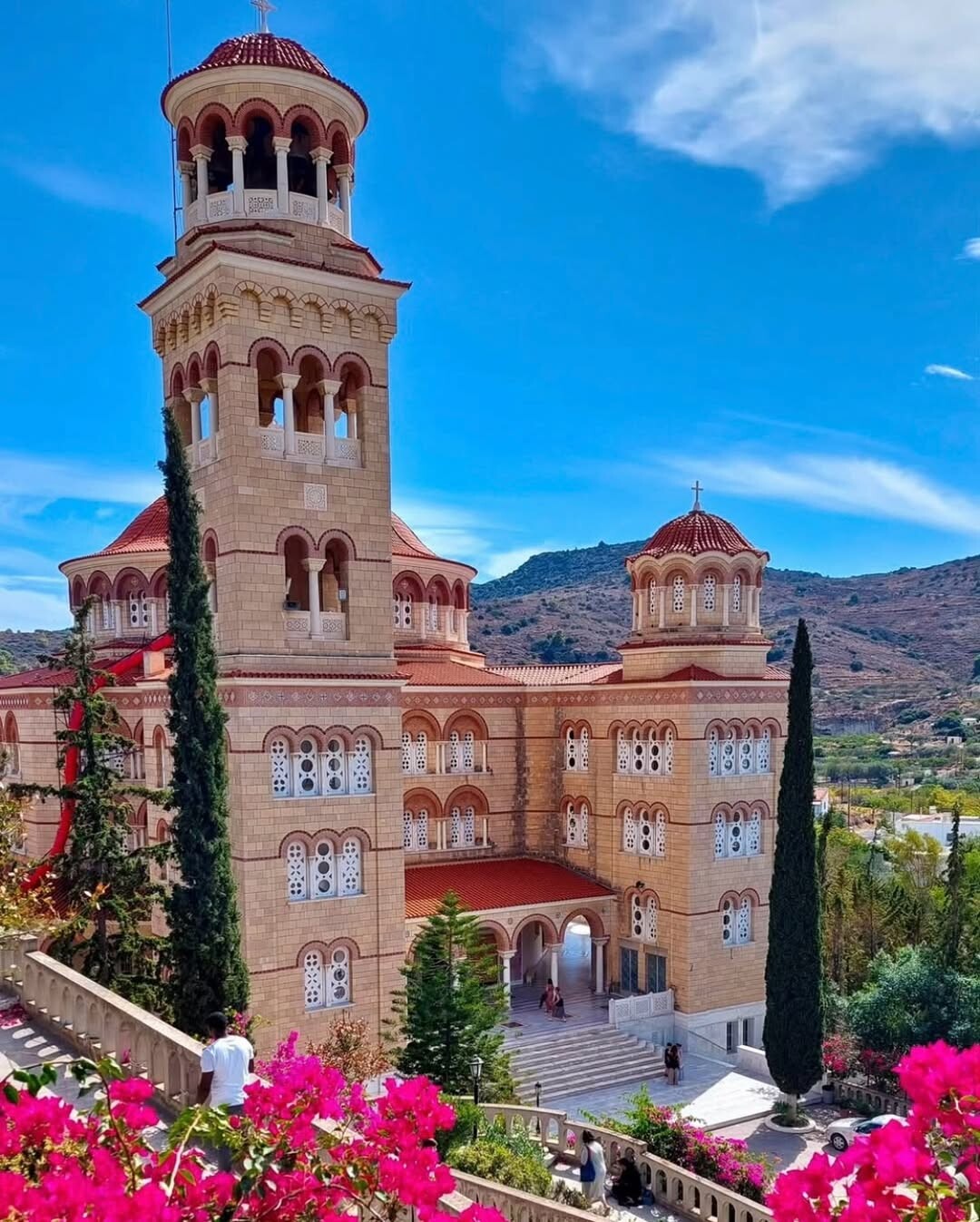 Summer escape weekend: Ένα τέλειο καλοκαιρινό τριήμερο στην Αίγινα