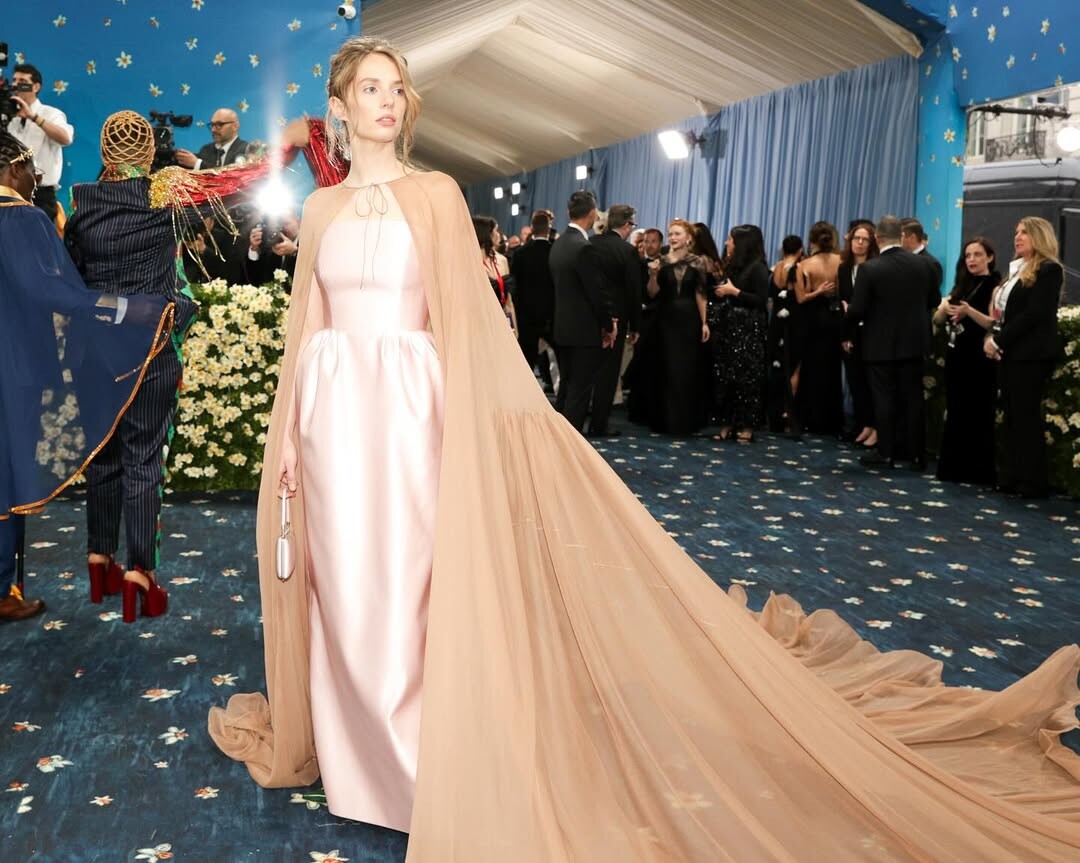 10 Strange Things για τη Maya Hawke που έχει γενέθλια στις  8 Ιουλίου