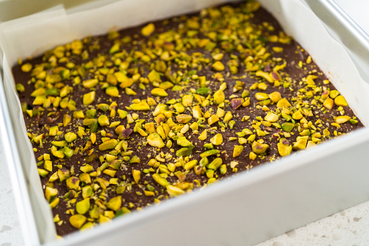 Εύκολη κι απολαυστική συνταγή για Brownies με φιστίκια