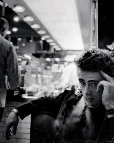 James Dean: «Αν φοβάσαι να πεθάνεις, δεν υπάρχει χώρος στη ζωή σου για ανακαλύψεις».