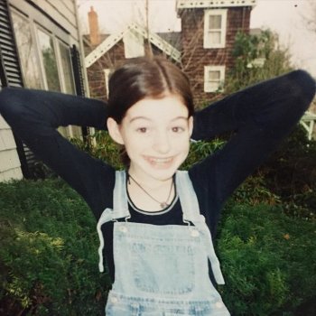 Anne-Hathaway-Childhood-Throwback-Photo-February-2016.jpg