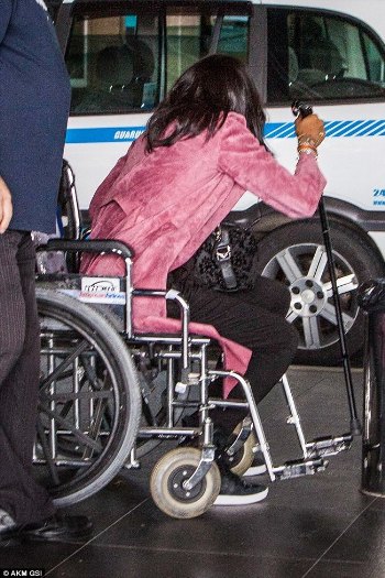 naomi-campbell-1.jpg