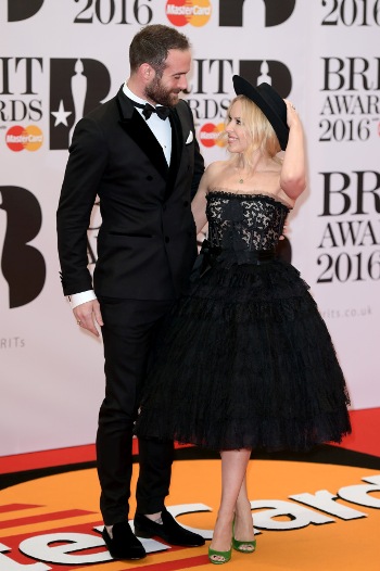 ad197630019kylie-minogue-an.jpg
