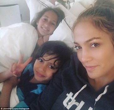 jlo_selfie_me_ta_diduma_2542016_5ee32.jpg