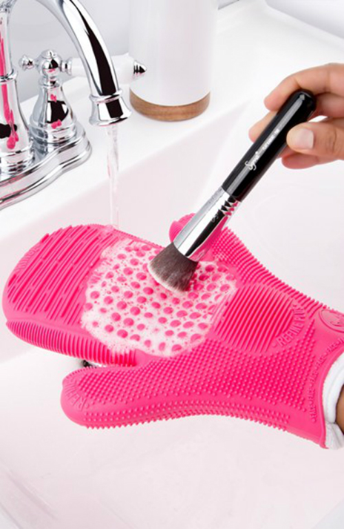 beautyglove-01.jpg
