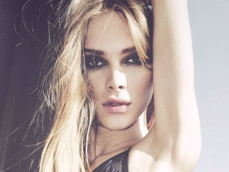 6transmodelsthatarechangingthebeautygame_04.jpg