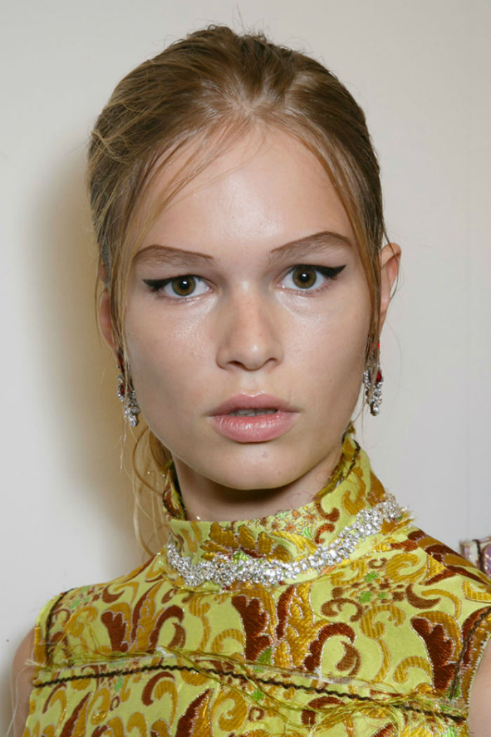 4timeless_beautytrends_01.jpg