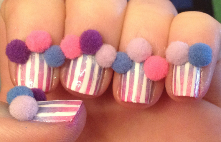 Pom-Pom-Nail-Art-05.jpg