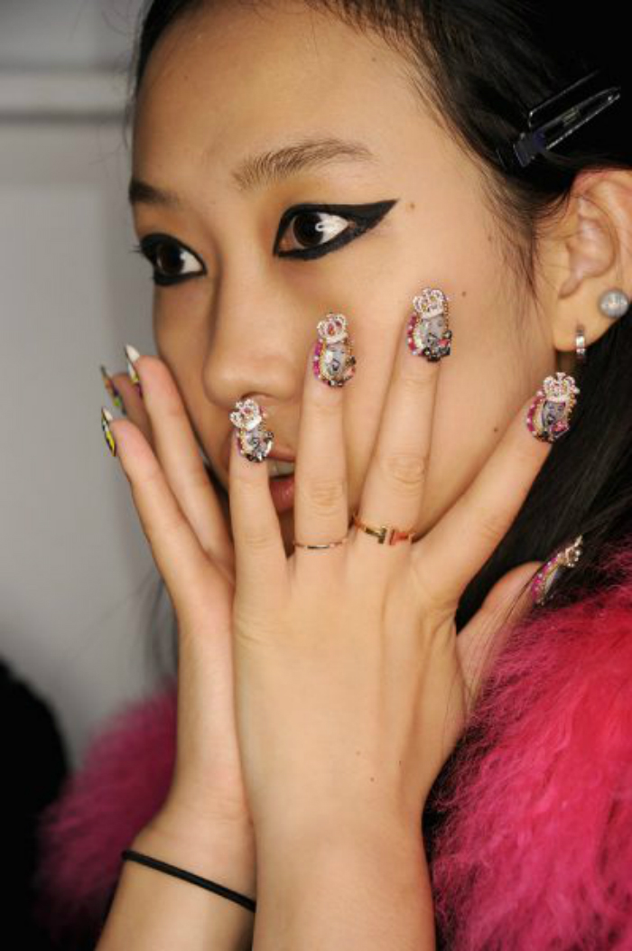 07spring-summer-2017-nail-trends-04.jpg