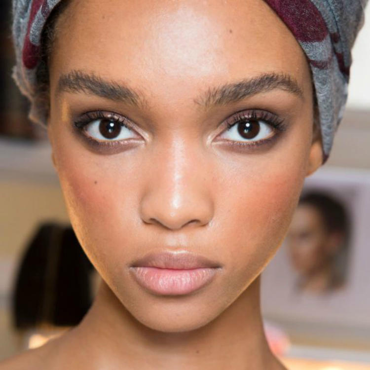 4fallmakeuptrends-fall16-04.jpg