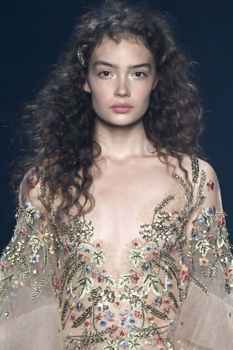 5curls-ss17-fashionweeks-london-ny-03.jpg