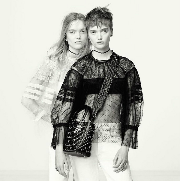 05-model-sisters-01.jpg