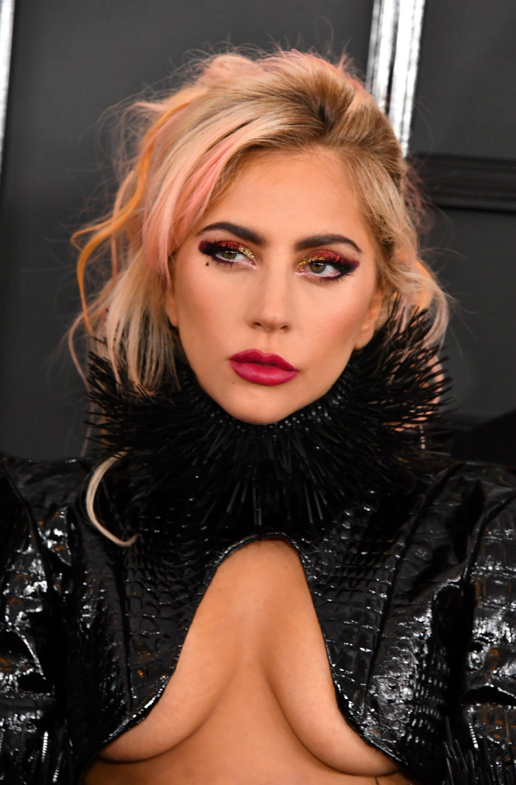 2017-grammys-beauty-looks-03.jpg