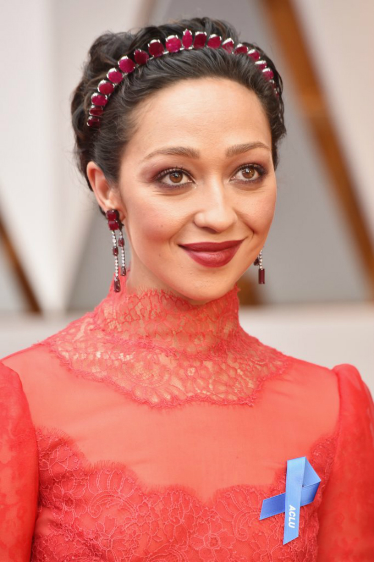 2017-oscars-beautylooks-09.jpg