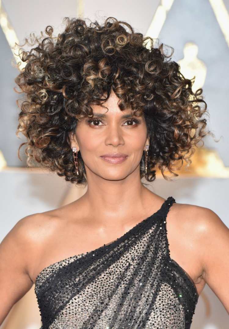 2017-oscars-beautylooks-10.jpg