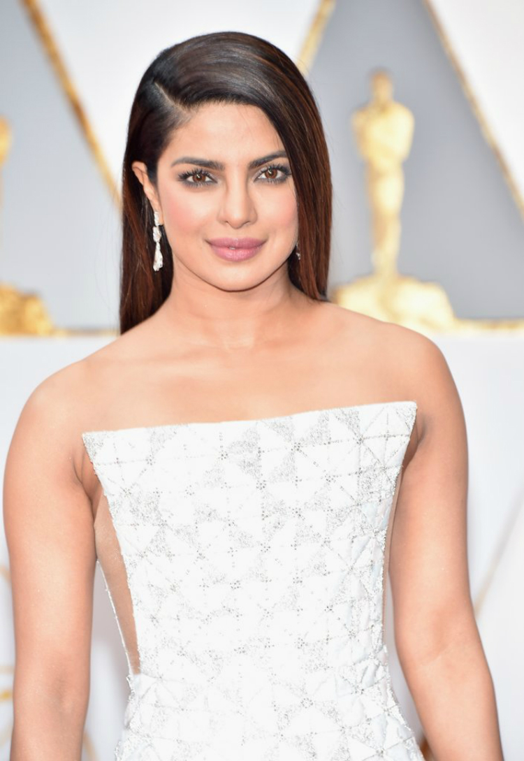 2017-oscars-beautylooks-12.jpg