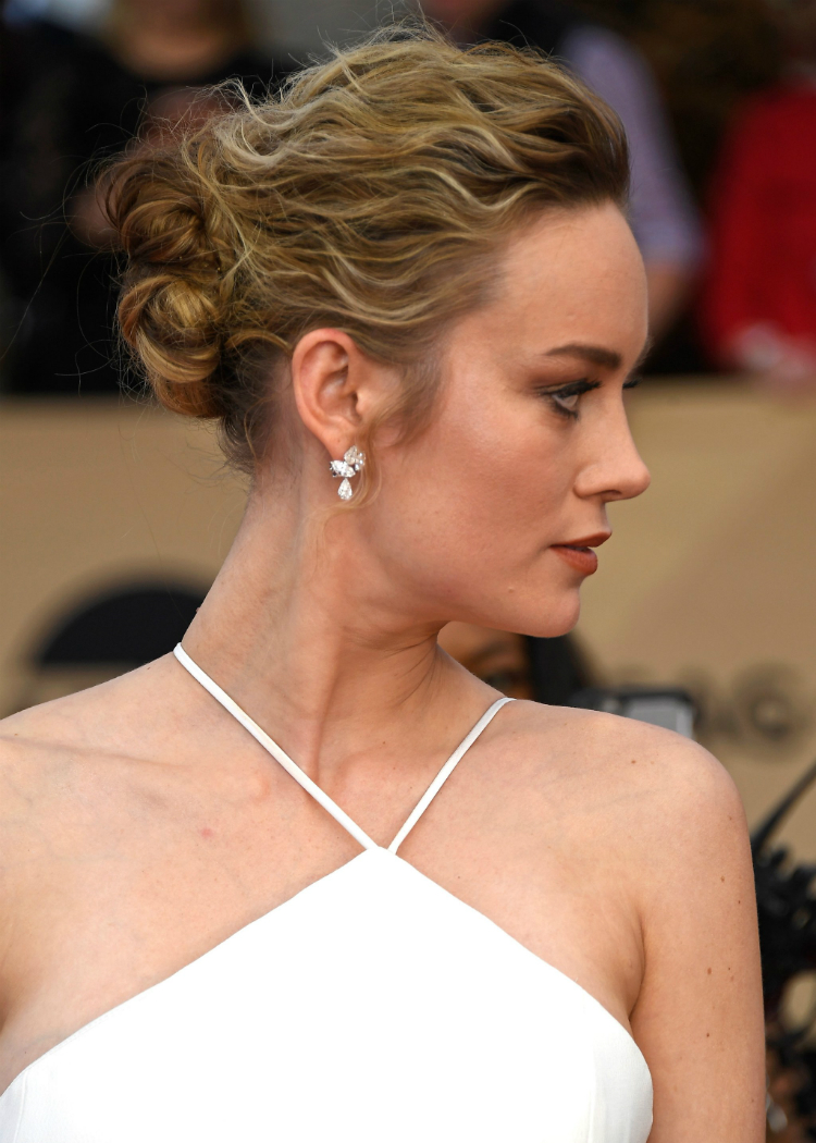 2017-sag-awards-beauty-looks-07.jpg