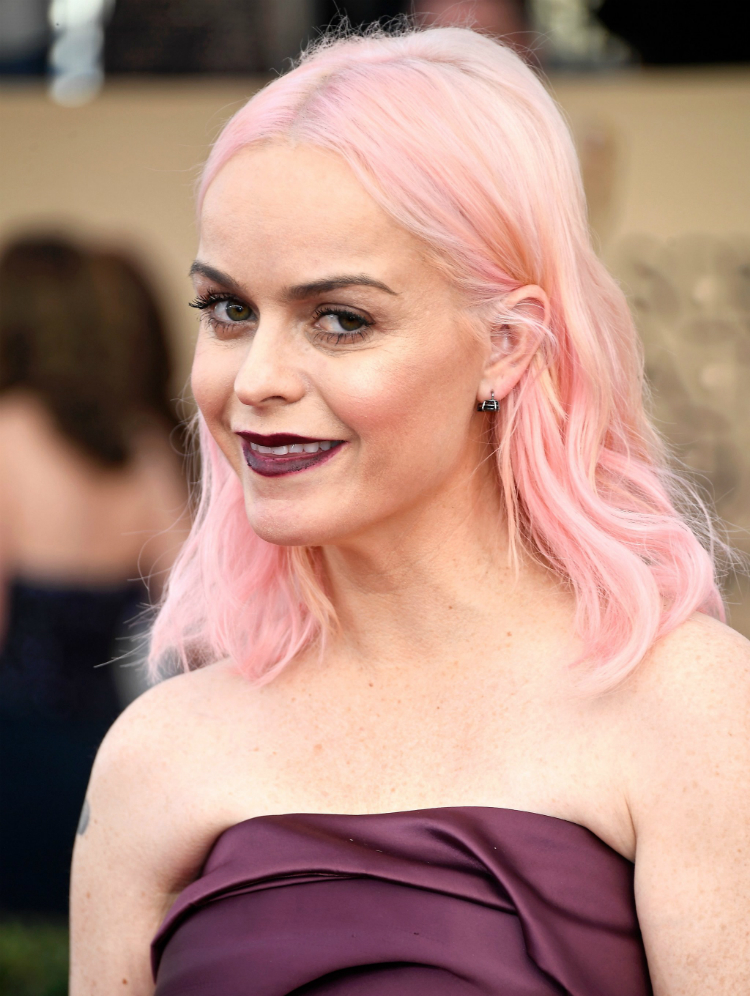 2017-sag-awards-beauty-looks-13.jpg