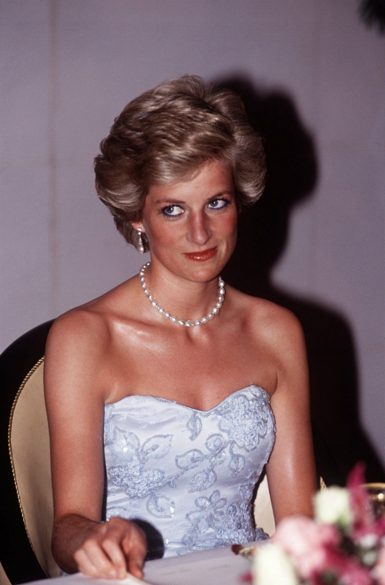 5-princess-diana-beauty-04.jpg