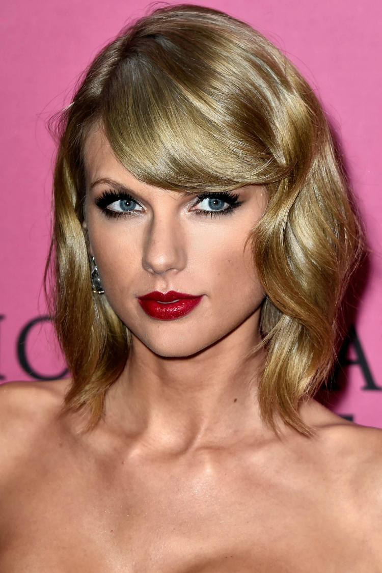 8beautylooks-by-taylor-swift-06.jpg