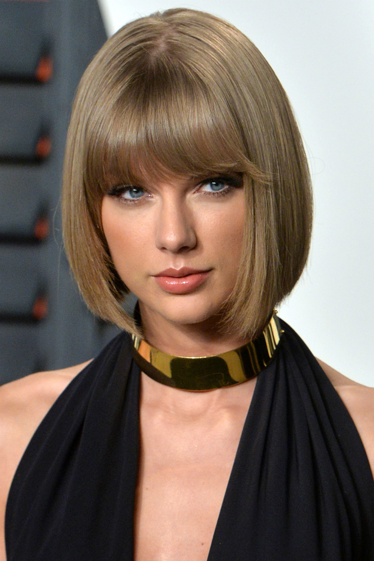 8beautylooks-by-taylor-swift-07.jpg